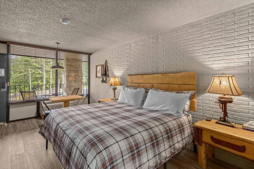 Stonegate Lodge King Bed, Wifi, 50In Tv, Fire Pit, Salt Water Pool Room # 310 Eureka Springs Ngoại thất bức ảnh